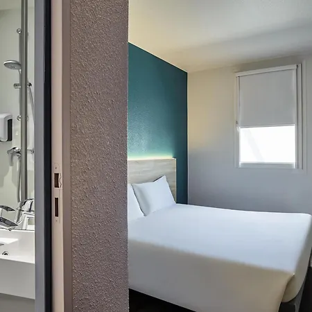 Hotelf1 Centre Ouest Hotell