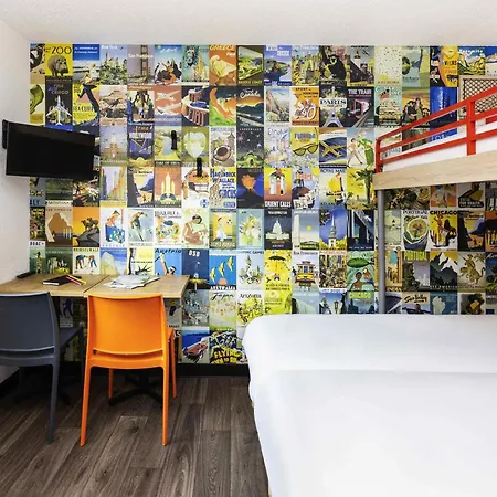 Hotelf1 Centre Ouest 2*