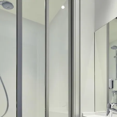 Hotel Hotelf1 Centre Ouest 2*