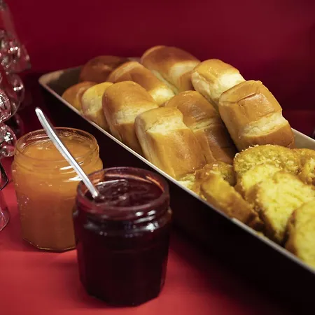 Hotelf1 Centre Ouest 2*