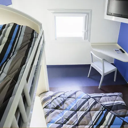 Hotel Hotelf1 Centre Ouest