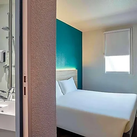 Hotel Hotelf1 Centre Ouest 2*