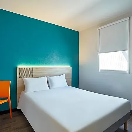 Hotel Hotelf1 Centre Ouest 2*
