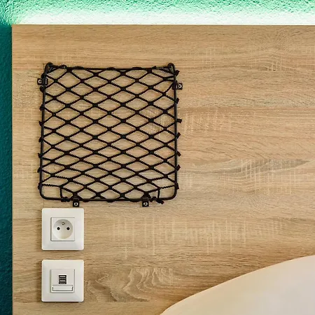 Hotel Hotelf1 Centre Ouest