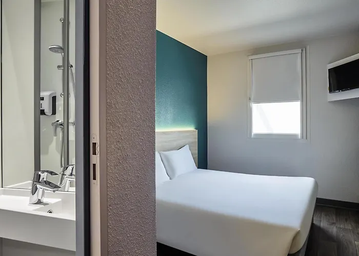 Hotelf1 Centre Ouest Hotel