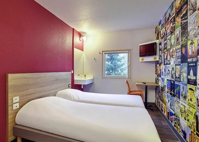 Hotelf1 Centre Ouest