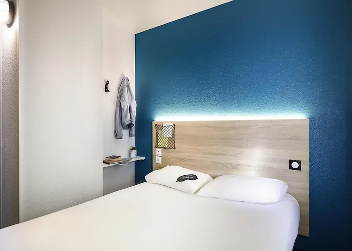 Hotel Hotelf1 Centre Ouest