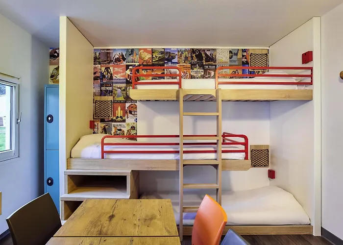 Hotelf1 Centre Ouest 2*