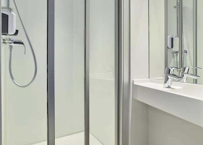 Hotelf1 Centre Ouest Hotel