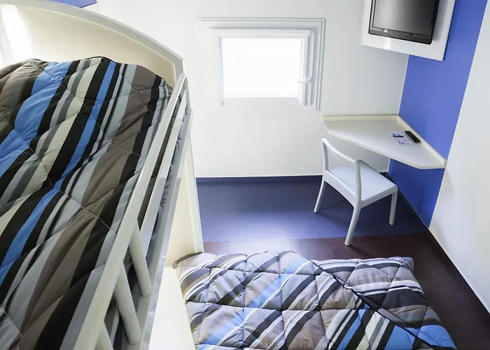 Hotel Hotelf1 Centre Ouest