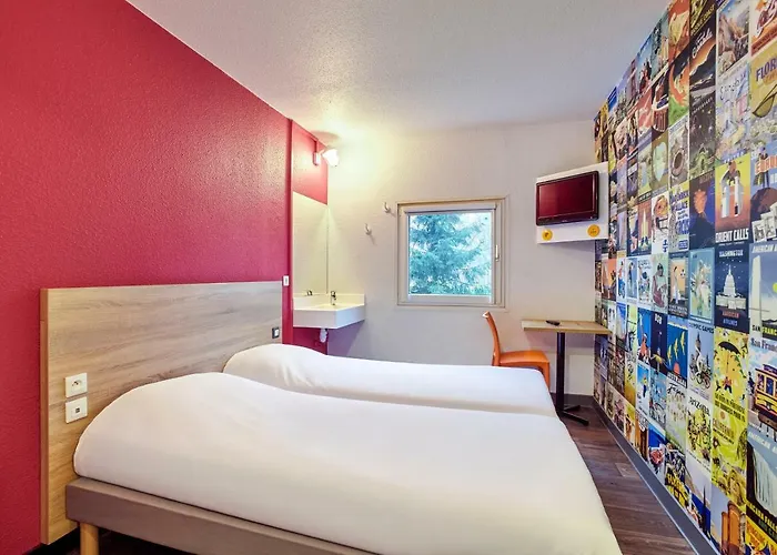 Hotelf1 Centre Ouest