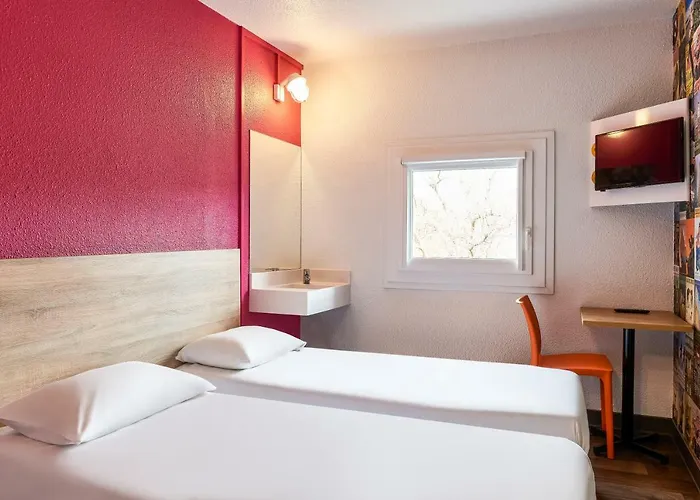 Hotelf1 Centre Ouest