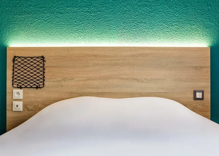 Hotelf1 Centre Ouest Hotel 2*